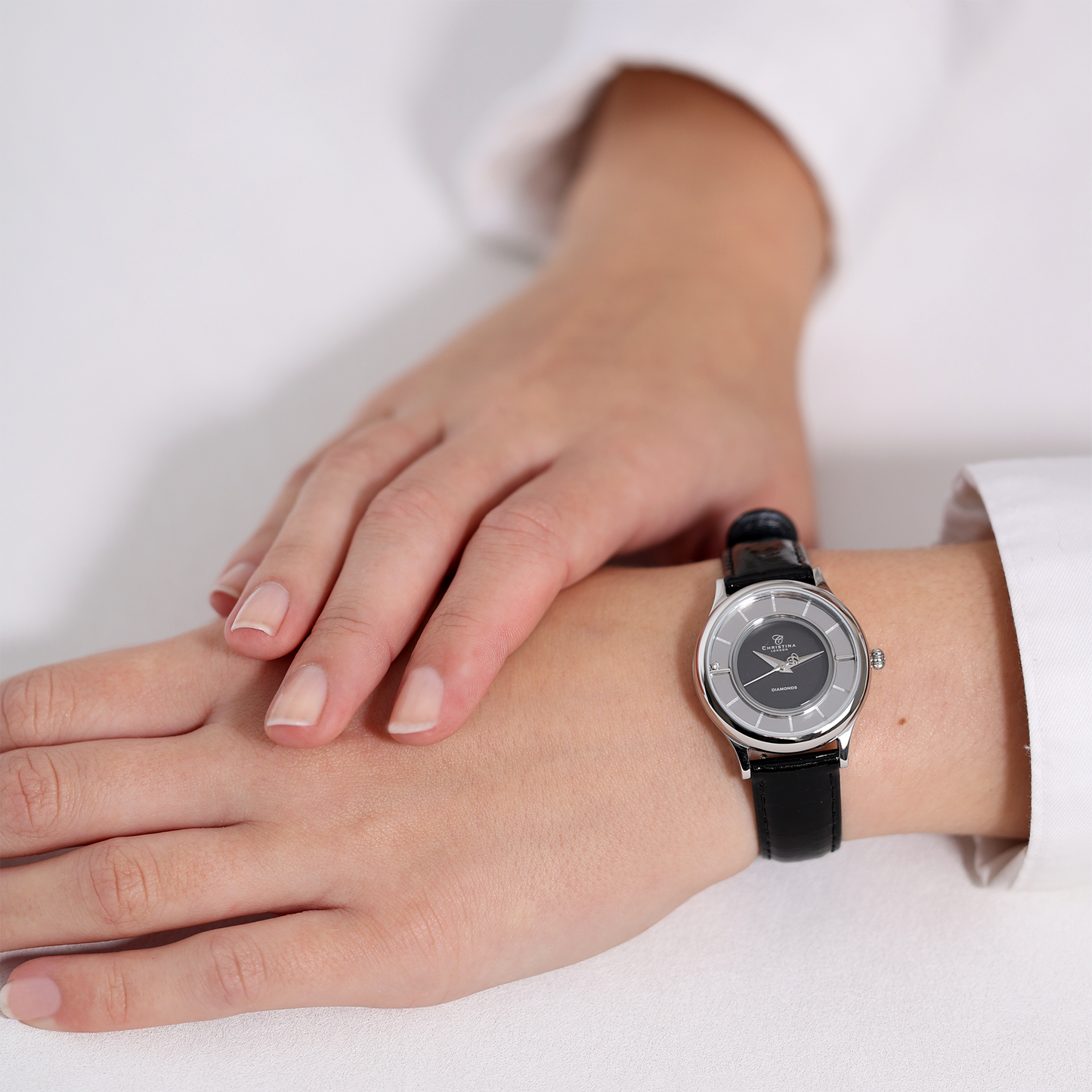 Collect dameWatch - CHRISTINA