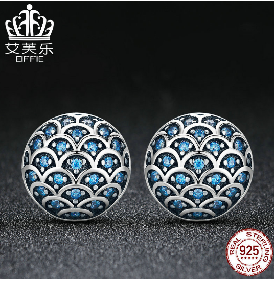 New S925 Sterling Silver Wave Pattern Earrings Inlaid With Blue Crystal Earrings Korean Version Of Silver Jewelry