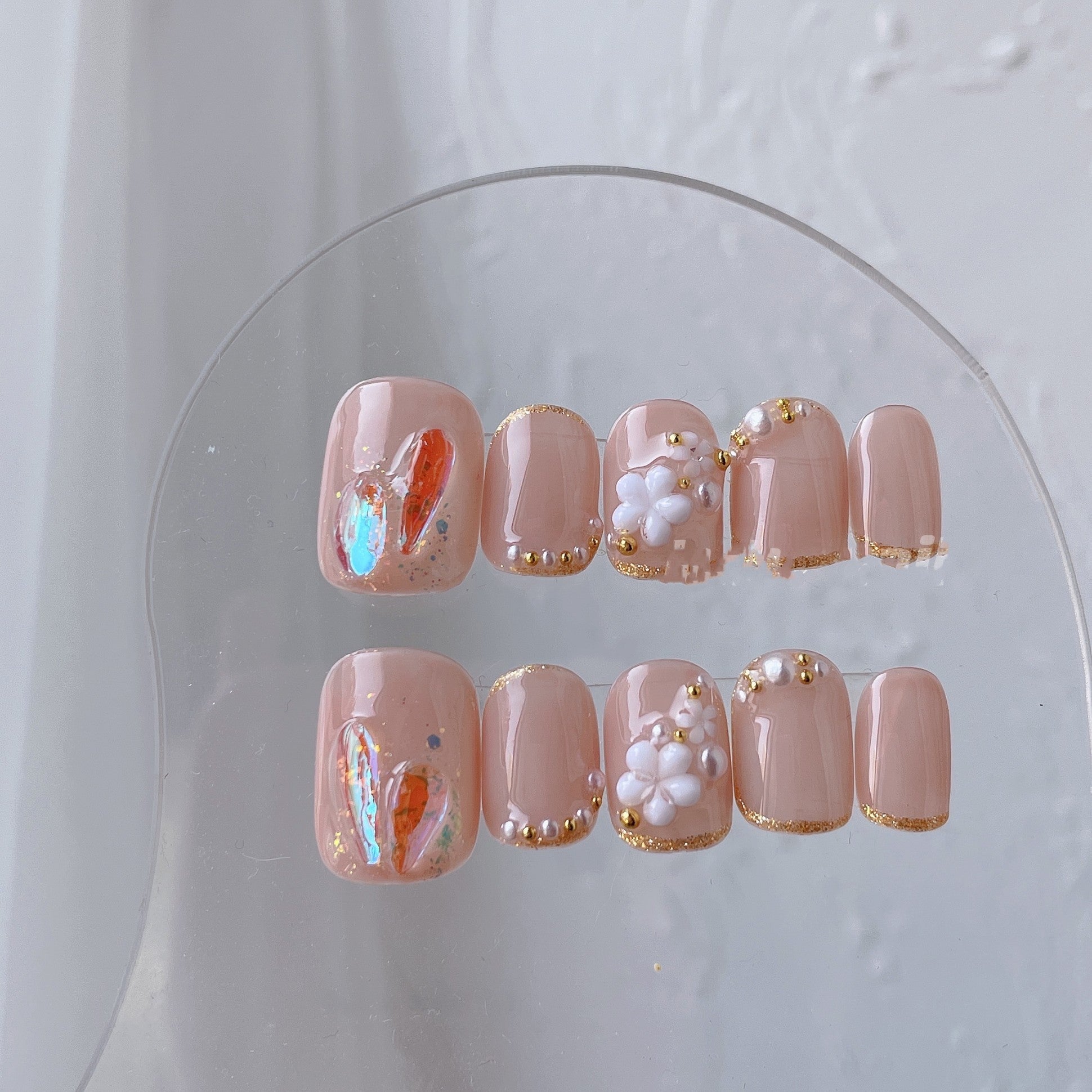 Abnehmbarer Nagelflicken mit Perlenblütenmotiv