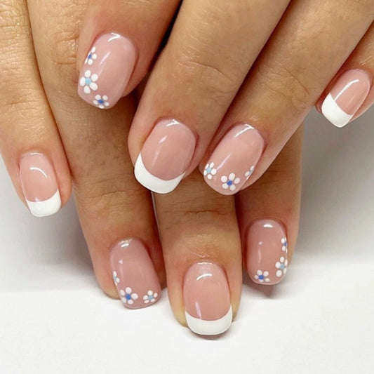 24 Pieces Wearable Nail Patch Nail Polish White French Flowers