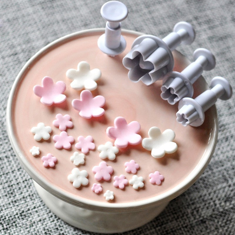 4-teiliges Set Ausstechformen für Pflaumenblüten, Zuckerdekoration, Fondant, Torten, DIY-Werkzeug