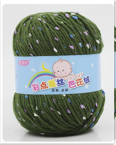 Wool scarf and cashmere yarn