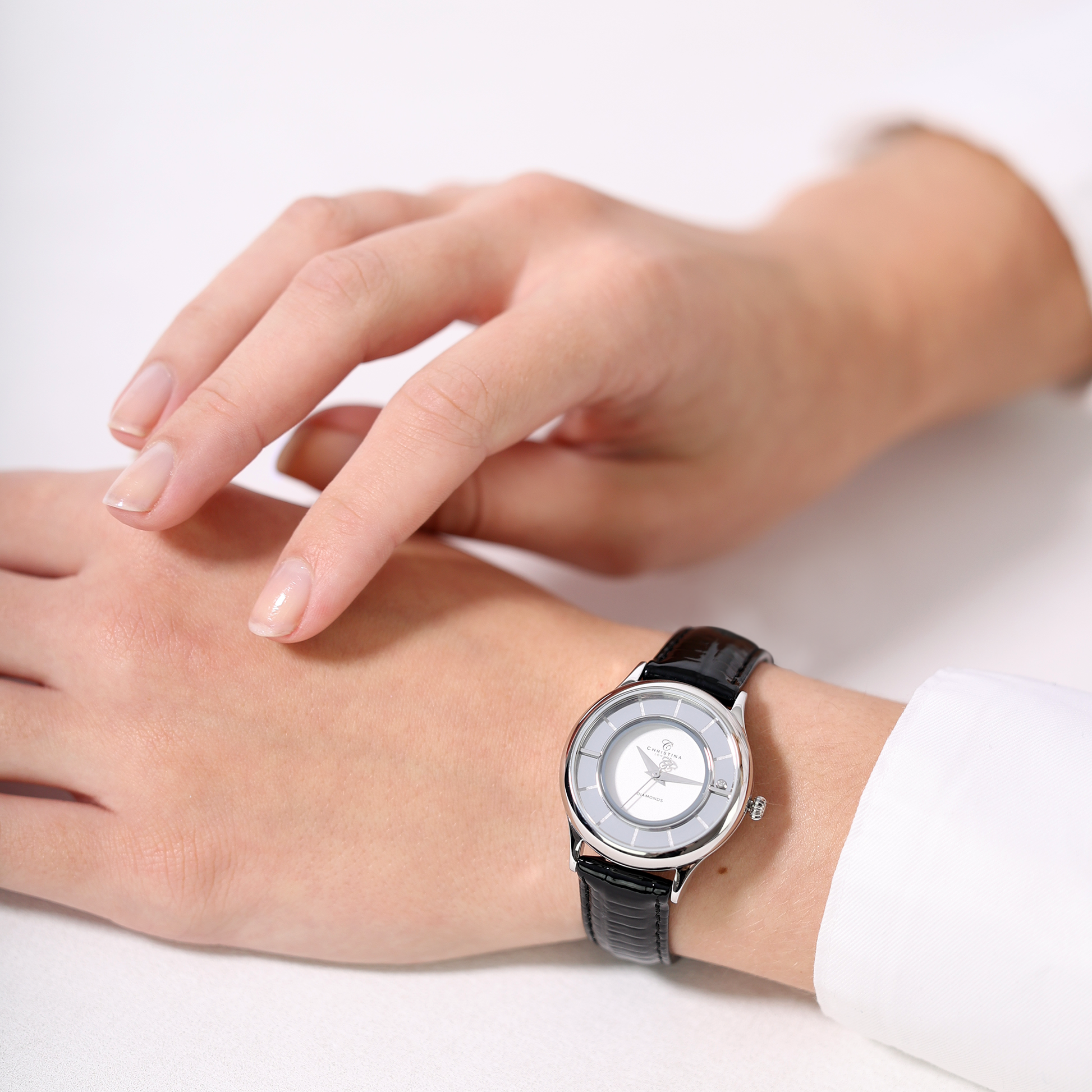 Collect dameWatch - CHRISTINA