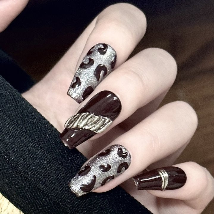 Grenzüberschreitende europäische und amerikanische Styles, kurze Retro-Jumpsuits mit Leopardenmuster, Metallic-T-Form, Wear Armor Finished Nail Beauty, 10 Stück, Großhandel