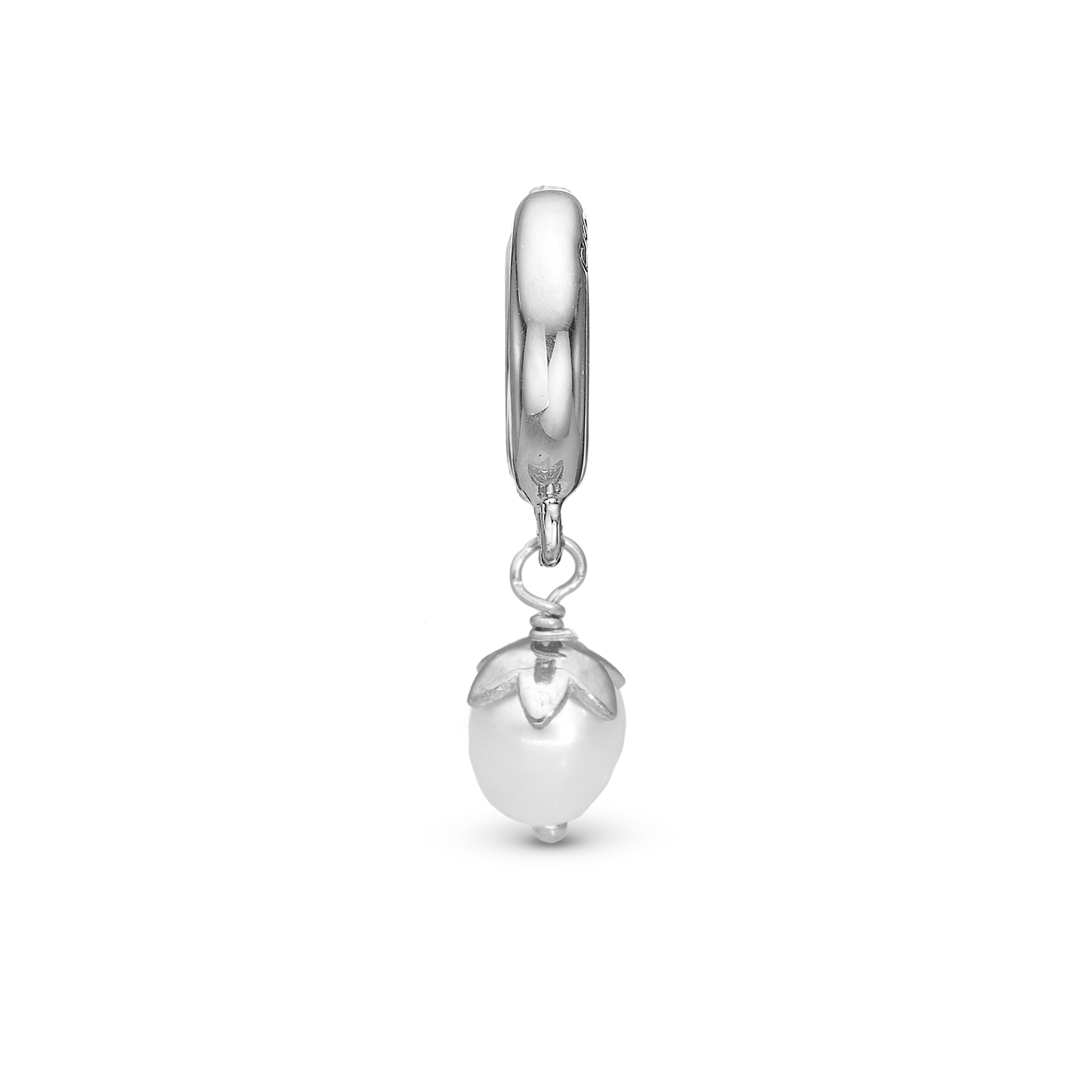 Sparkling Pearl Drop Earring Charm 6 mm for Bracelet - Glitrende Sterling Silver with 1 Ferskvandsperle