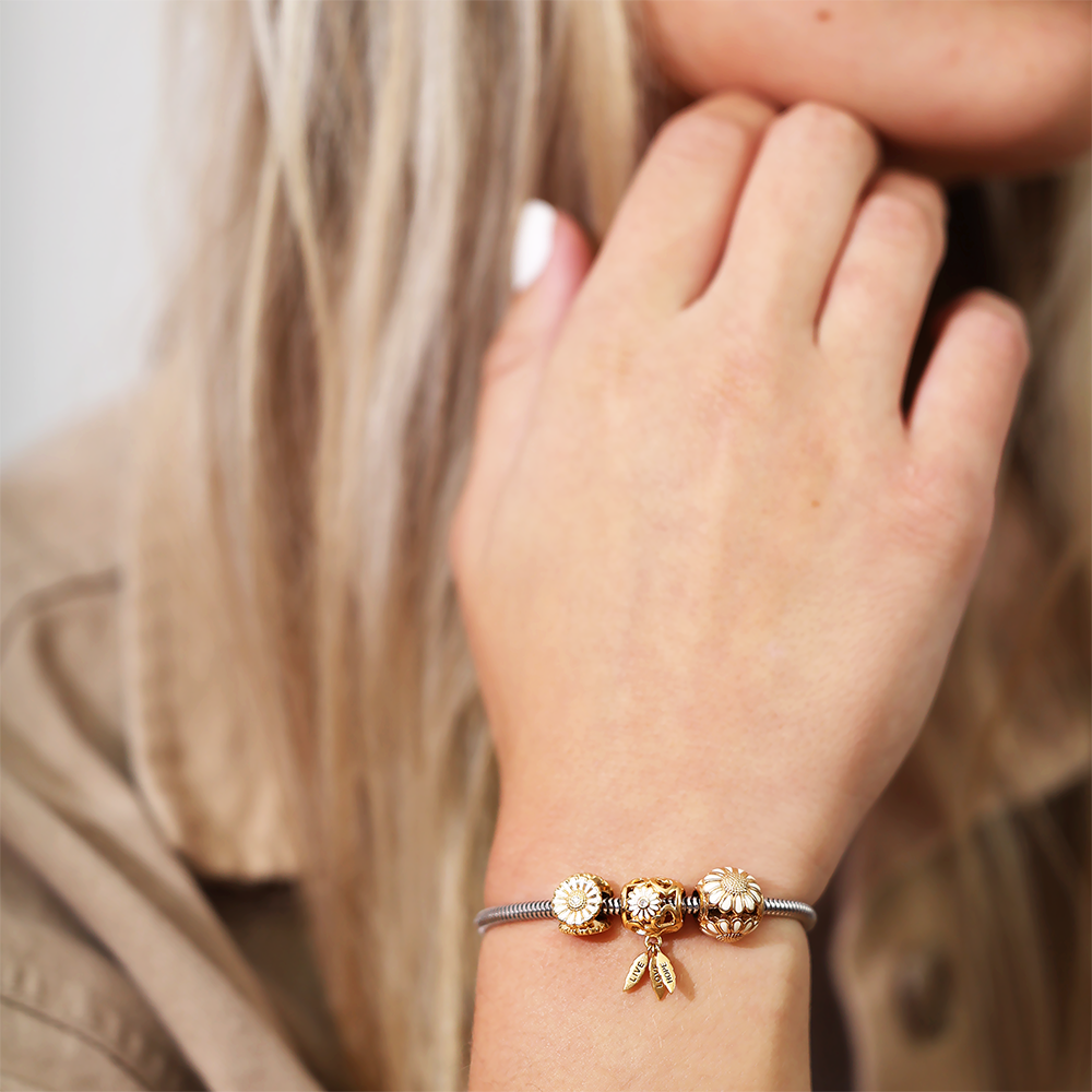 Marguerites Beauty Charms with sølvBracelet - CHRISTINA