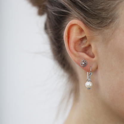 Hanging Pearls ØreDrop Earringe - CHRISTINA