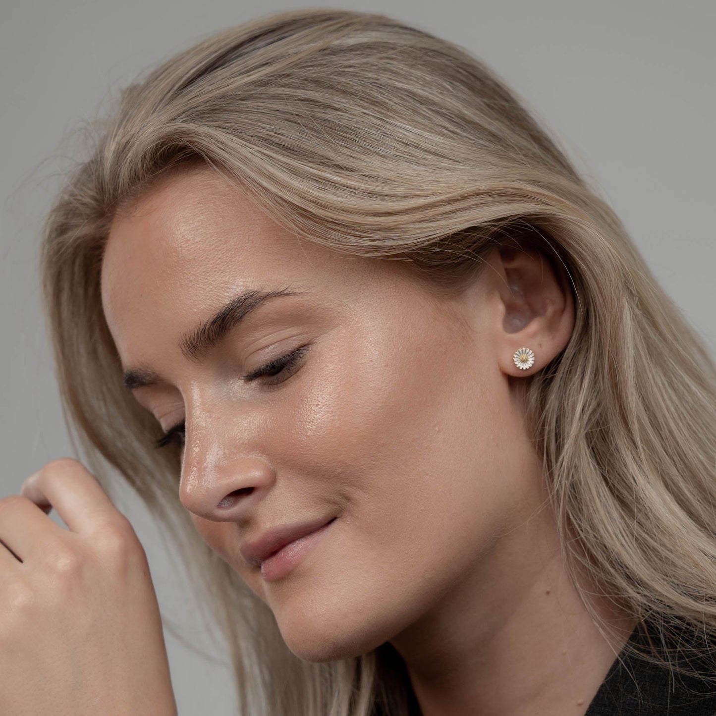 8mm Marguerite Simple Earring Stud / Single Stud - Gold Plated Sterling Silver