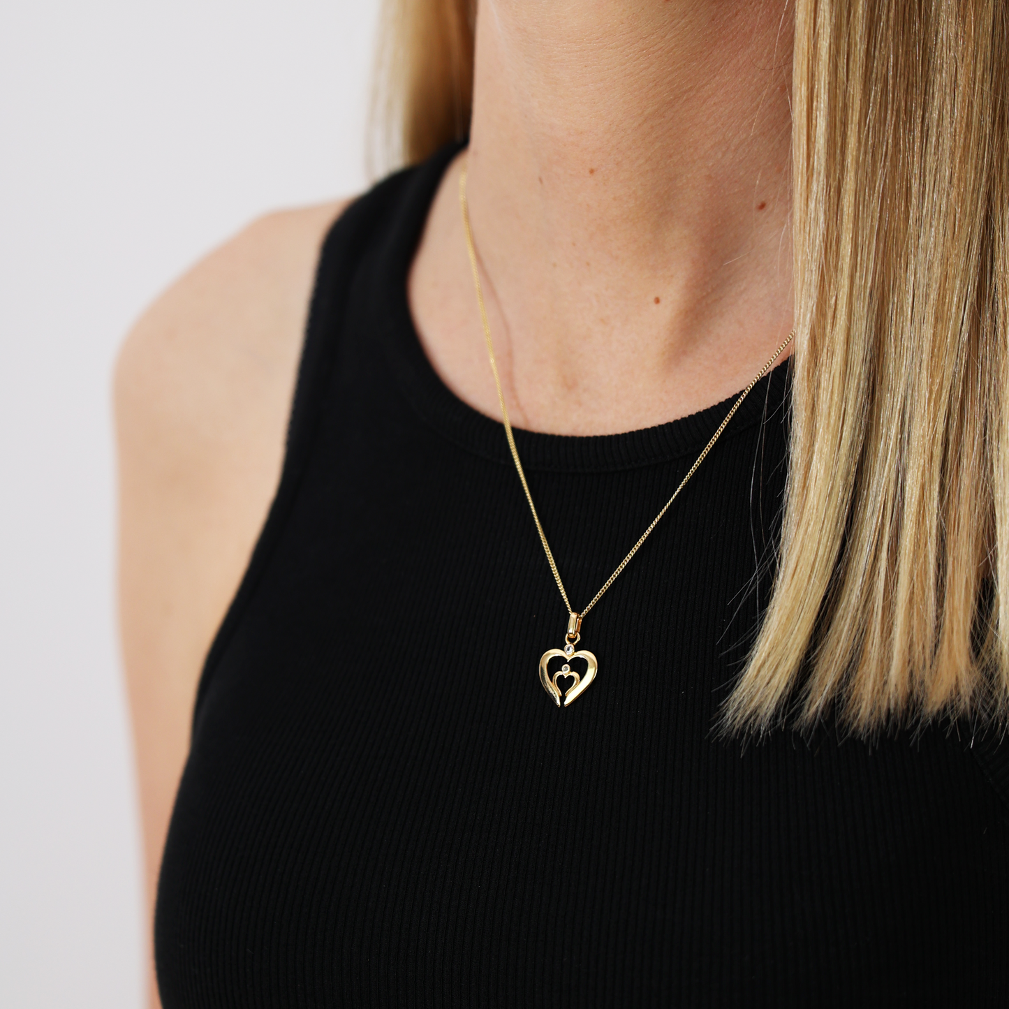 Love and Care Earring Pendant - CHRISTINA