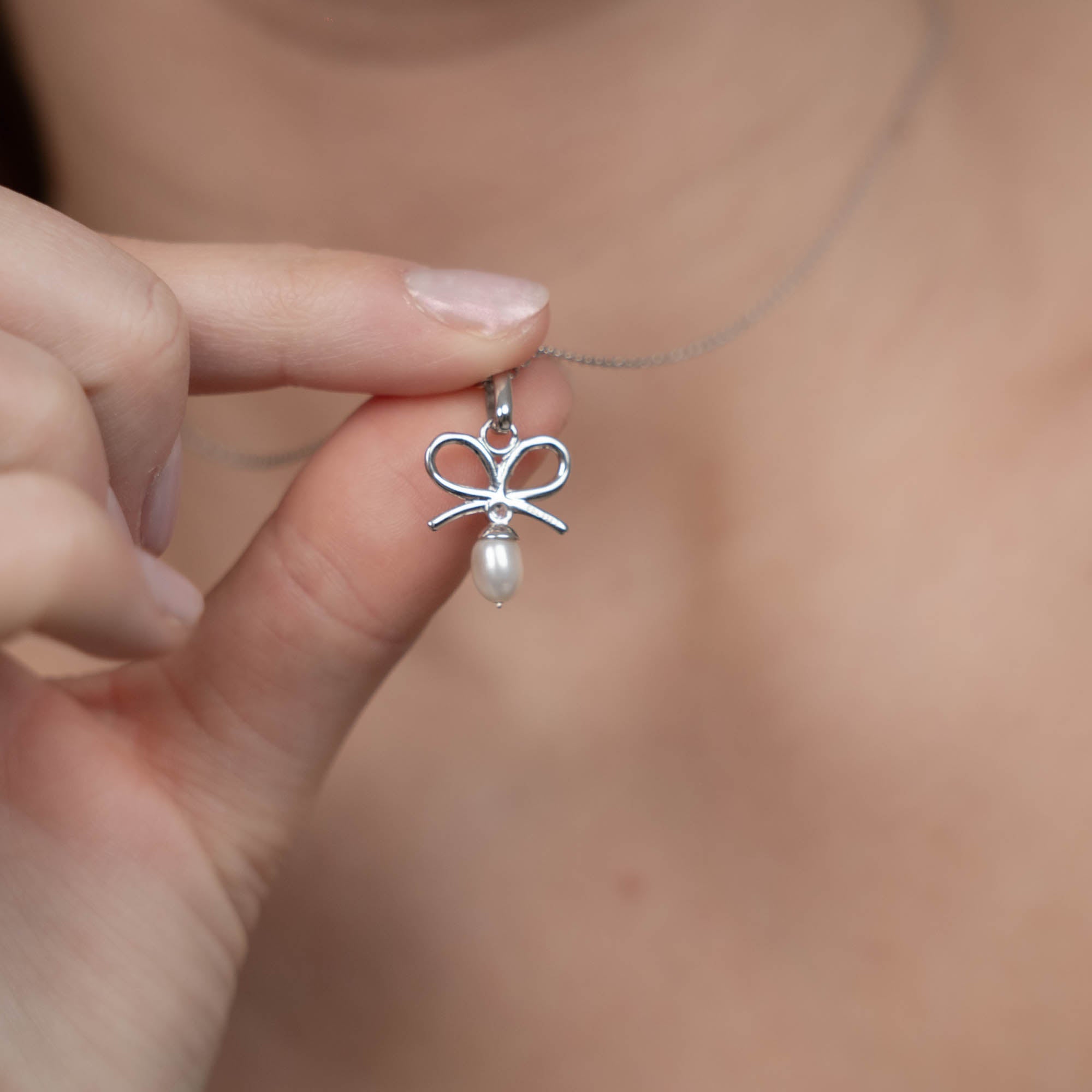 Celebrate Pendant - Polished Sterling Silver with 1 Freshwater pearls