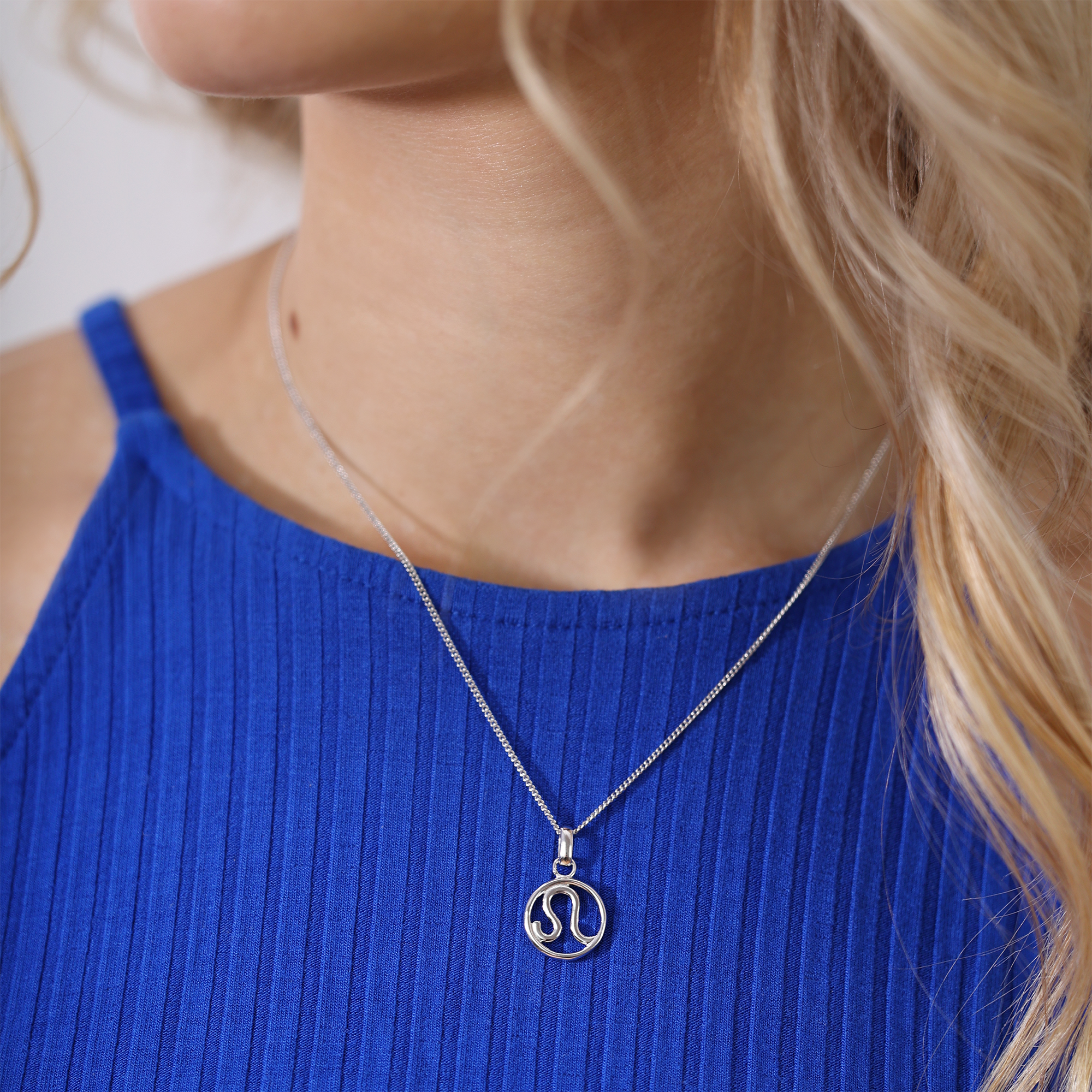 Leo Earring Pendant - CHRISTINA