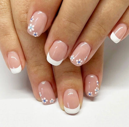 24 Pieces Wearable Nail Patch Nail Polish White French Flowers