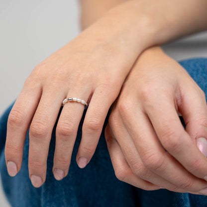 Magical Pearls Ring - Sterling Silver with 6 white Ferskvandsperler