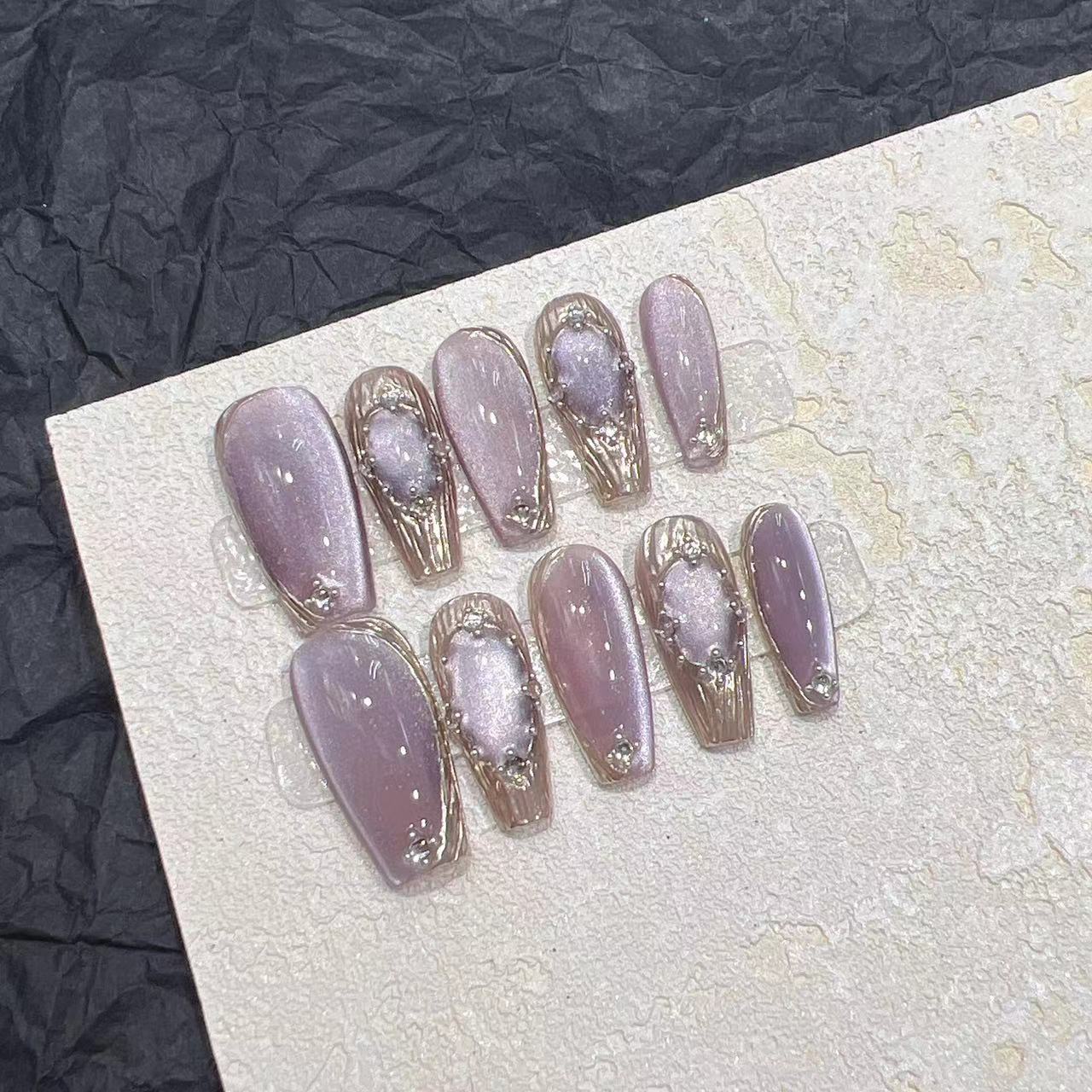 Handgefertigte künstliche Nagelflicken von Wear Armor