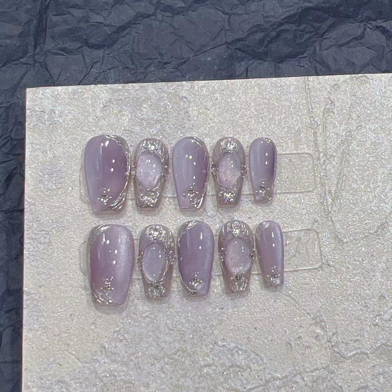 Handgefertigte künstliche Nagelflicken von Wear Armor