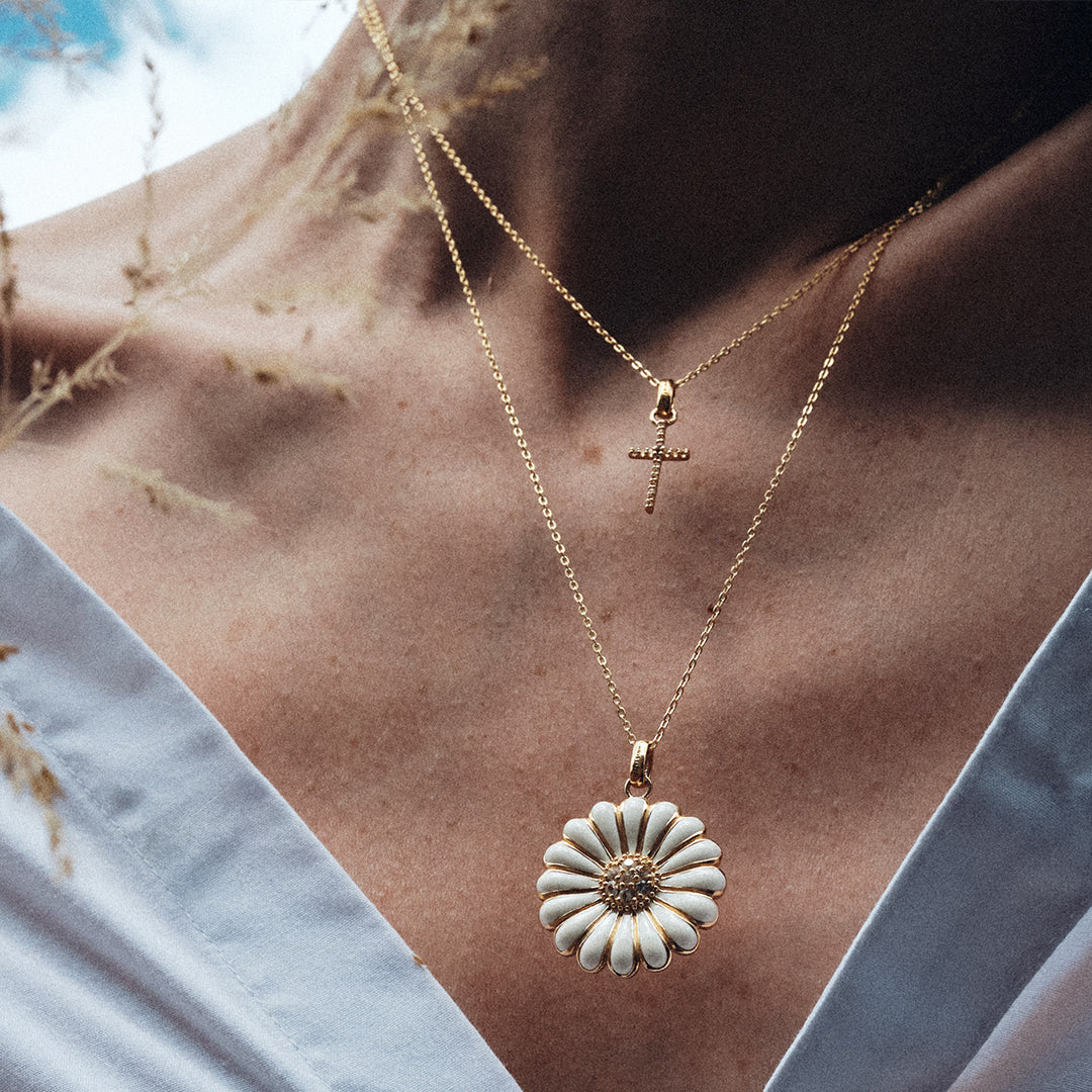 25 mm Marguerite Earring Pendant - Gold Plated Sterling Silver with 7 white Topas