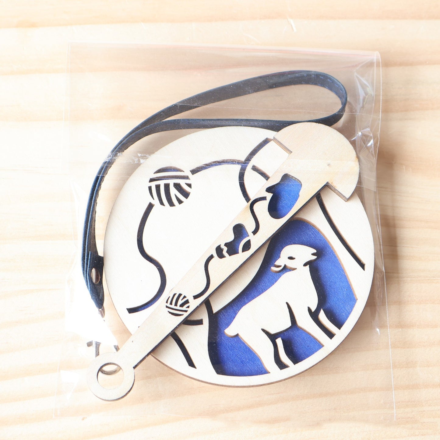 Portable Wrist Yarn Rack Wooden Craftwork