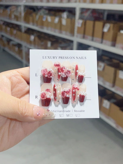 Women's Fashion Hand-worn Cat's Eye Nail Tip