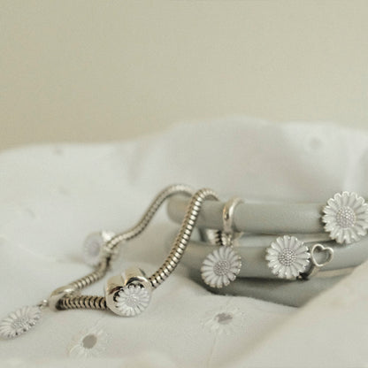 Marguerite 13 mm Charm 6 mm for Classic Leather Bracelet – Sterling Silver